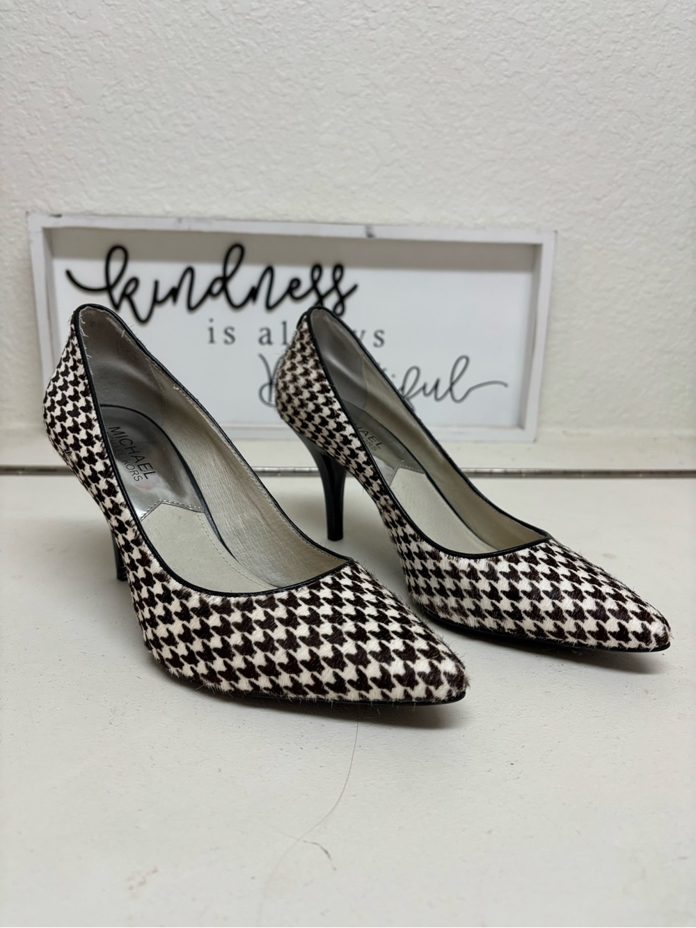 Michael Kors Black & White Houndstooth Pointed-Toe Pumps